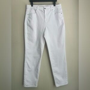 New Size 14 AE Jeans